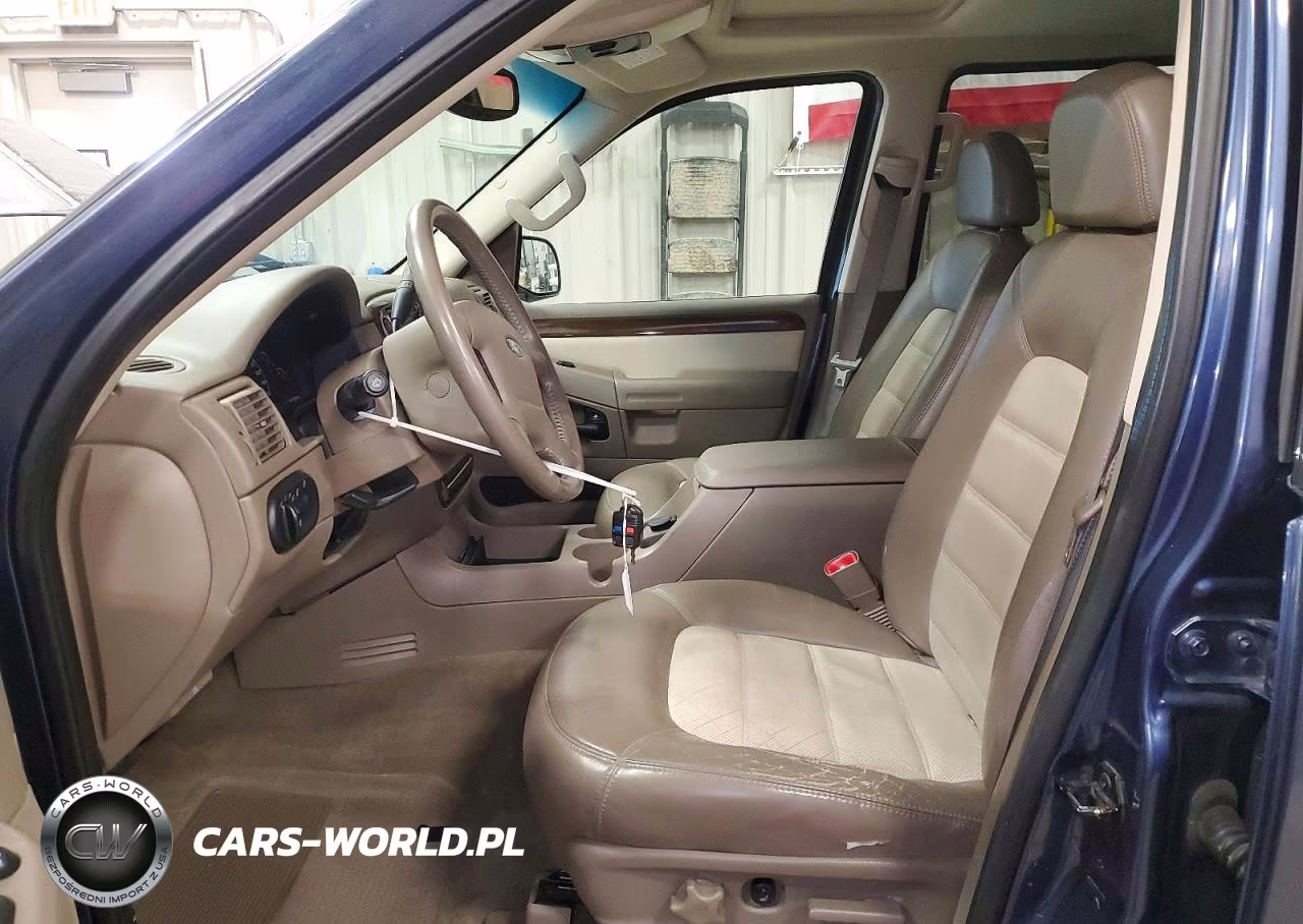 2002 Ford Explorer Eddie Bauer VIN:1FMZU74W02ZA82843 - 7