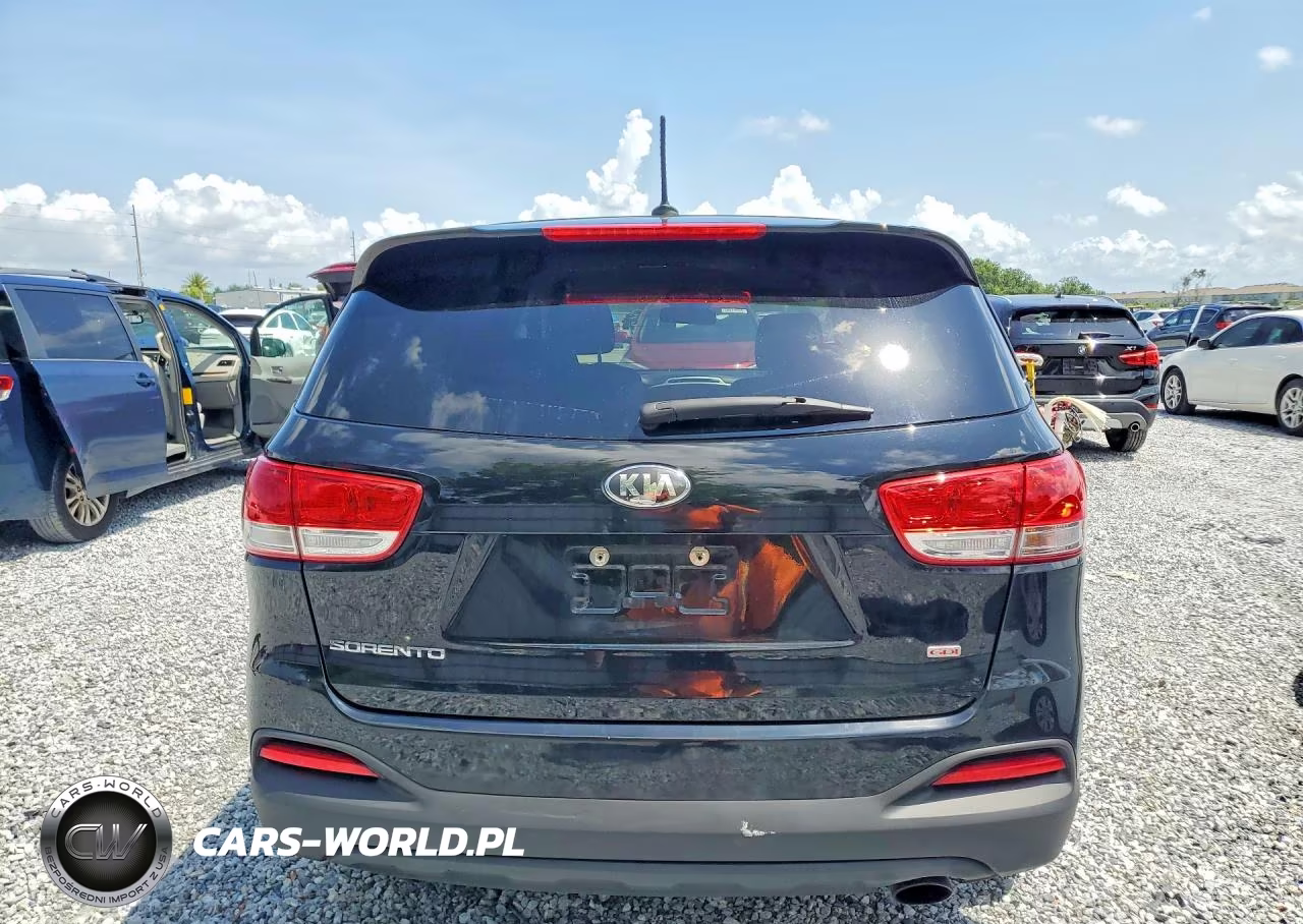 2017 Kia Sorento L VIN:5XYPG4A32HG324020 - 6