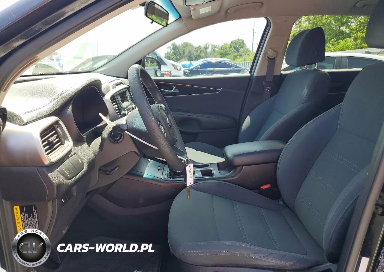 2017 Kia Sorento L VIN:5XYPG4A32HG324020 - 7