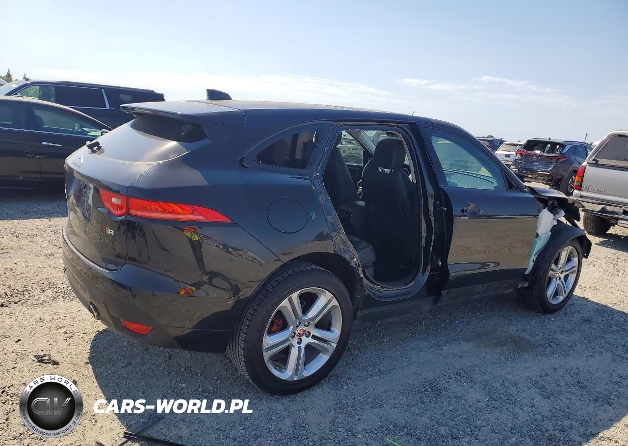 2017 Jaguar F-Pace R - Sport VIN:SADCL2BV2HA061479 - 3