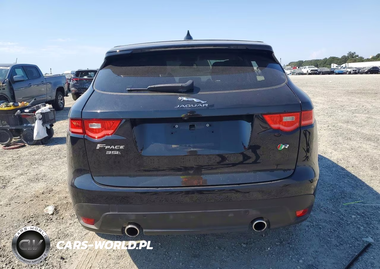 2017 Jaguar F-Pace R - Sport VIN:SADCL2BV2HA061479 - 6