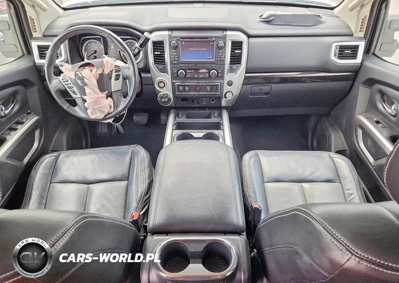 2018 Nissan Titan VIN:1N6AA1E56JN513749 - 8