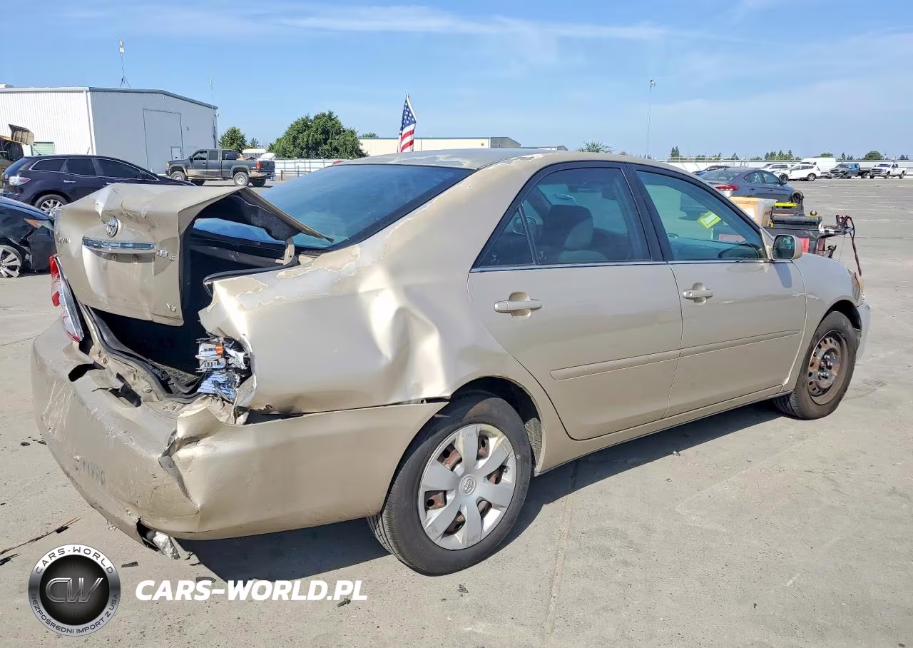 2004 Toyota Camry Le V6 VIN:4T1BF30K24U072807 - 3