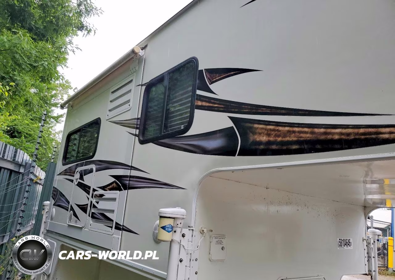 2019 Host Slide-In Camper VIN:2HCC7106520192372 - 5
