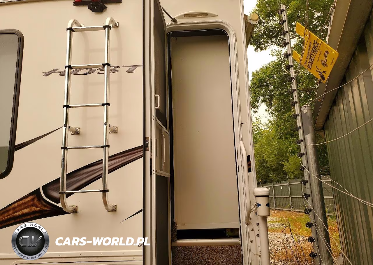 2019 Host Slide-In Camper VIN:2HCC7106520192372 - 6