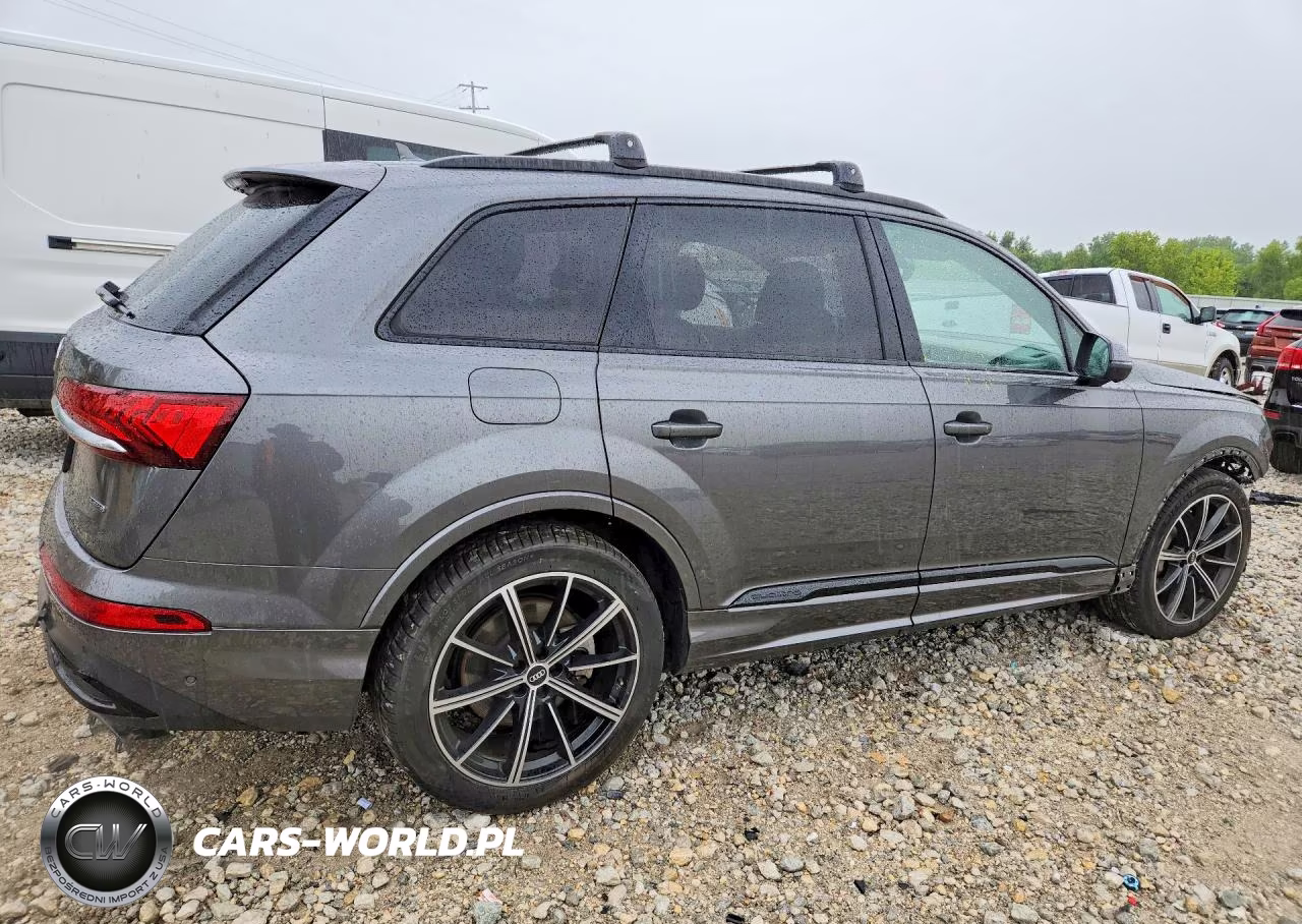 2021 Audi Q7 Prestige VIN:WA1VXAF78MD015544 - 3