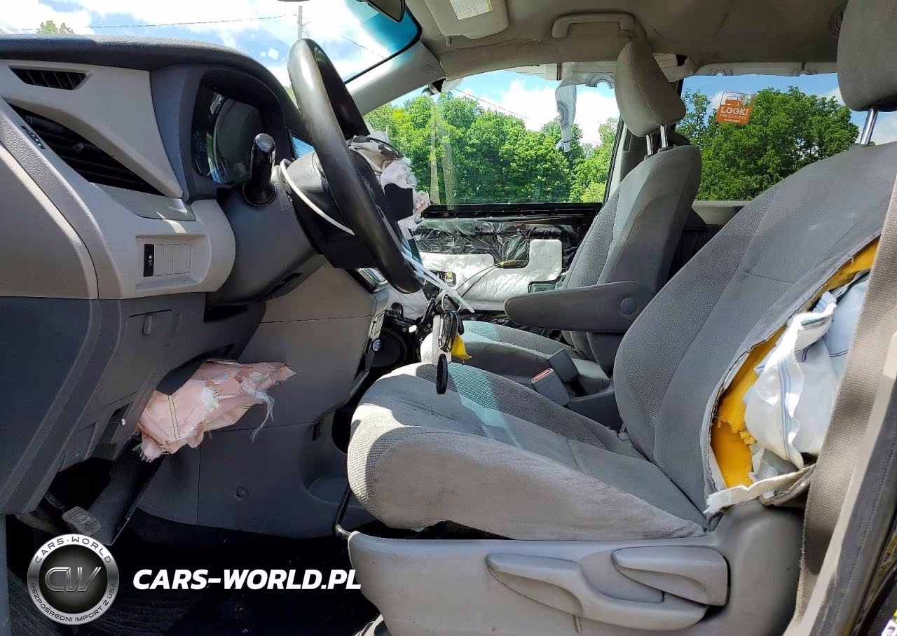 2020 Toyota Sienna L VIN:5TDZZ3DC2LS037426 - 7