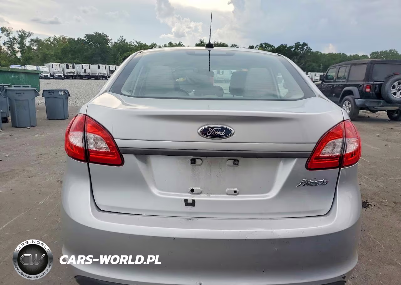 2012 Ford Fiesta S VIN:3FADP4AJ9CM160767 - 6