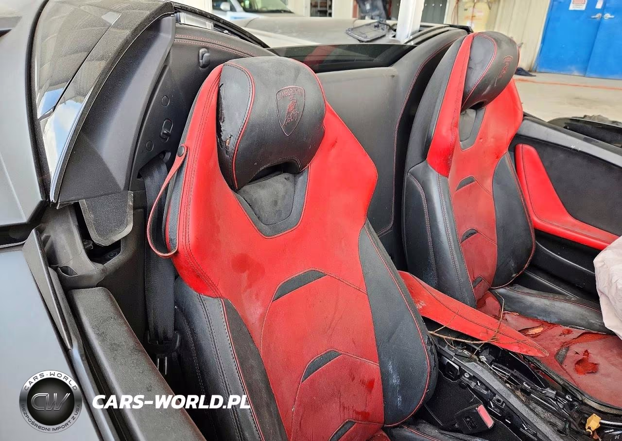 2022 Lamborghini Huracan Evo VIN:ZHWUT5ZF6NLA17950 - 10