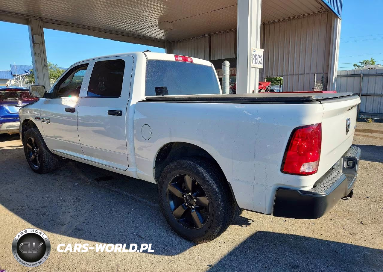 2018 Ram 1500 St VIN:1C6RR7KM2JS303462 - 2