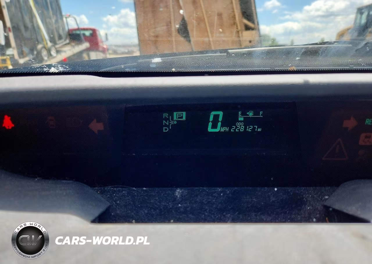 2006 Toyota Prius Base VIN:JTDKB20U063133074 - 9