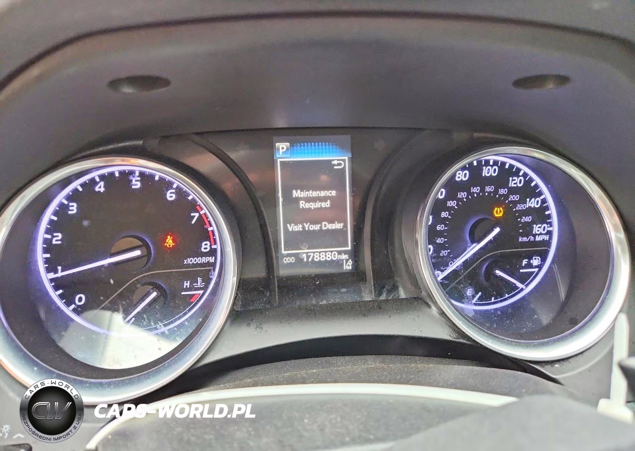 2020 Toyota Camry Se VIN:4T1G11AK0LU360895 - 9