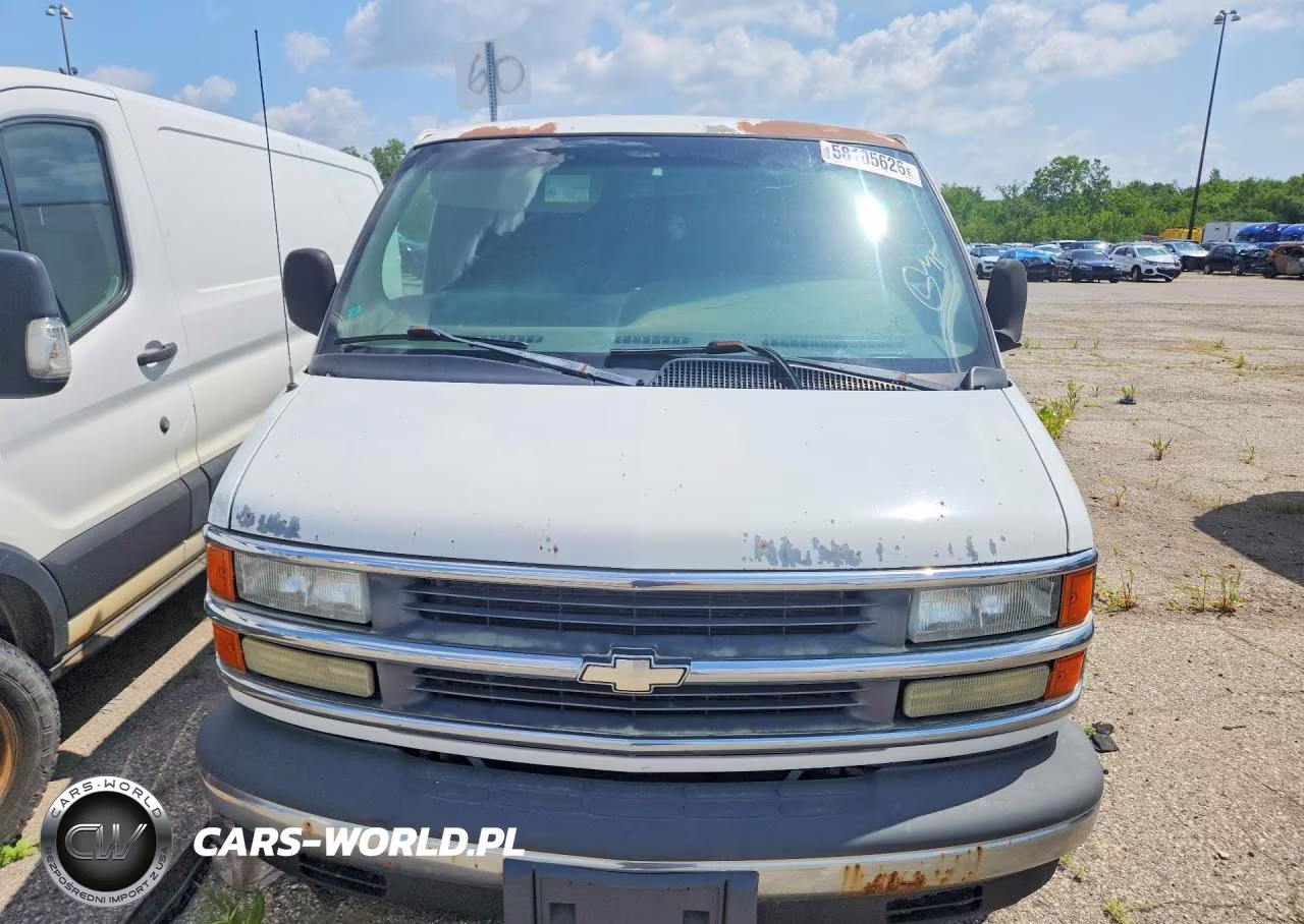2002 Chevrolet Express 1500 Delivery Van VIN:1GCFG15R121183618 - 5