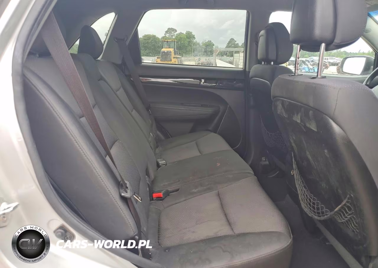 2012 Kia Sorento Lx VIN:5XYKT3A11CG193153 - 11