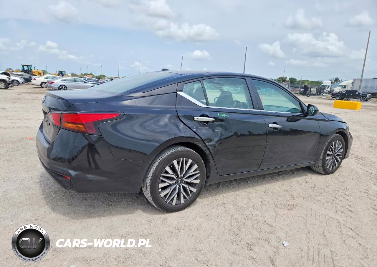 2025 Nissan Altima Sv VIN:1N4BL4DVXSN355590 - 3