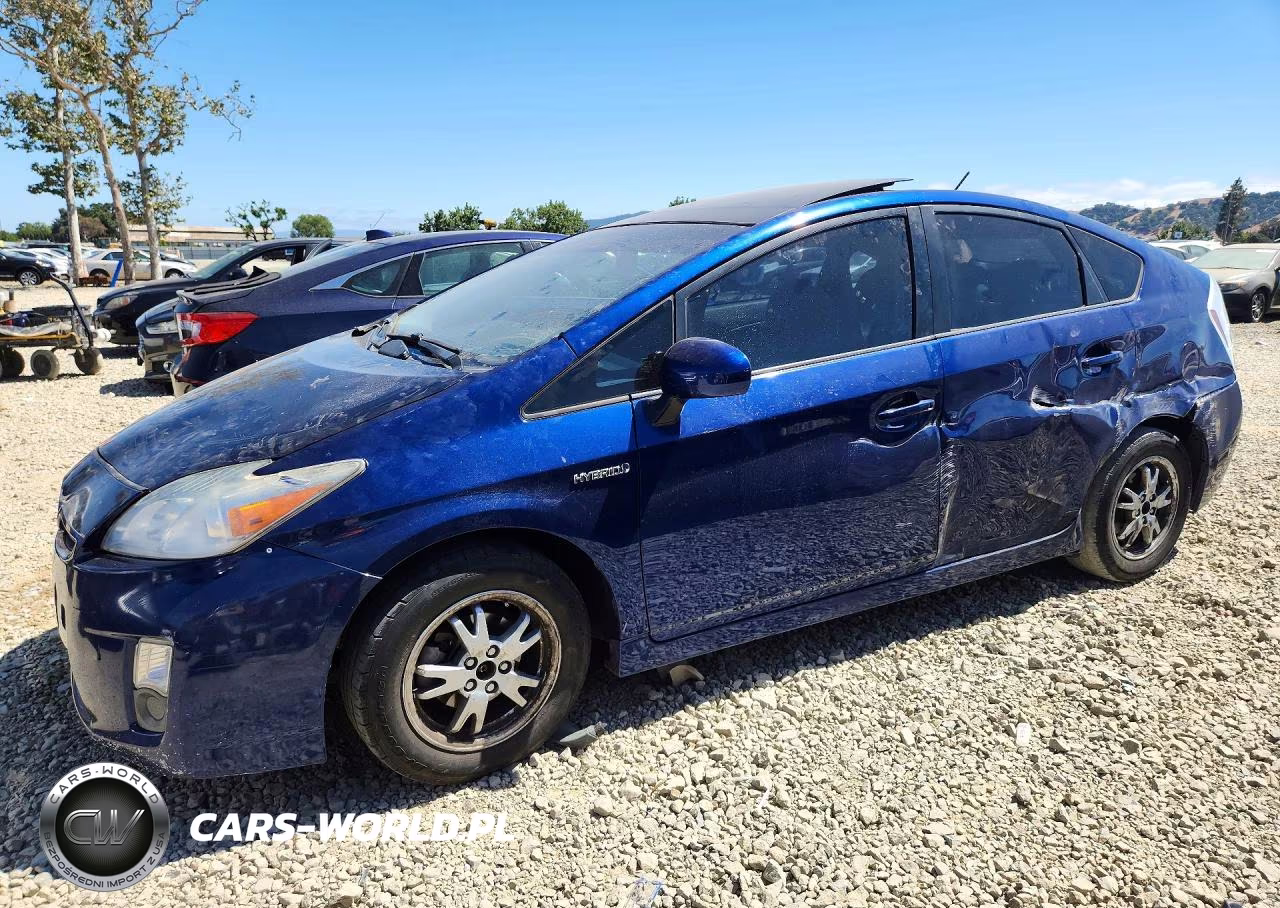 2011 Toyota Prius Three