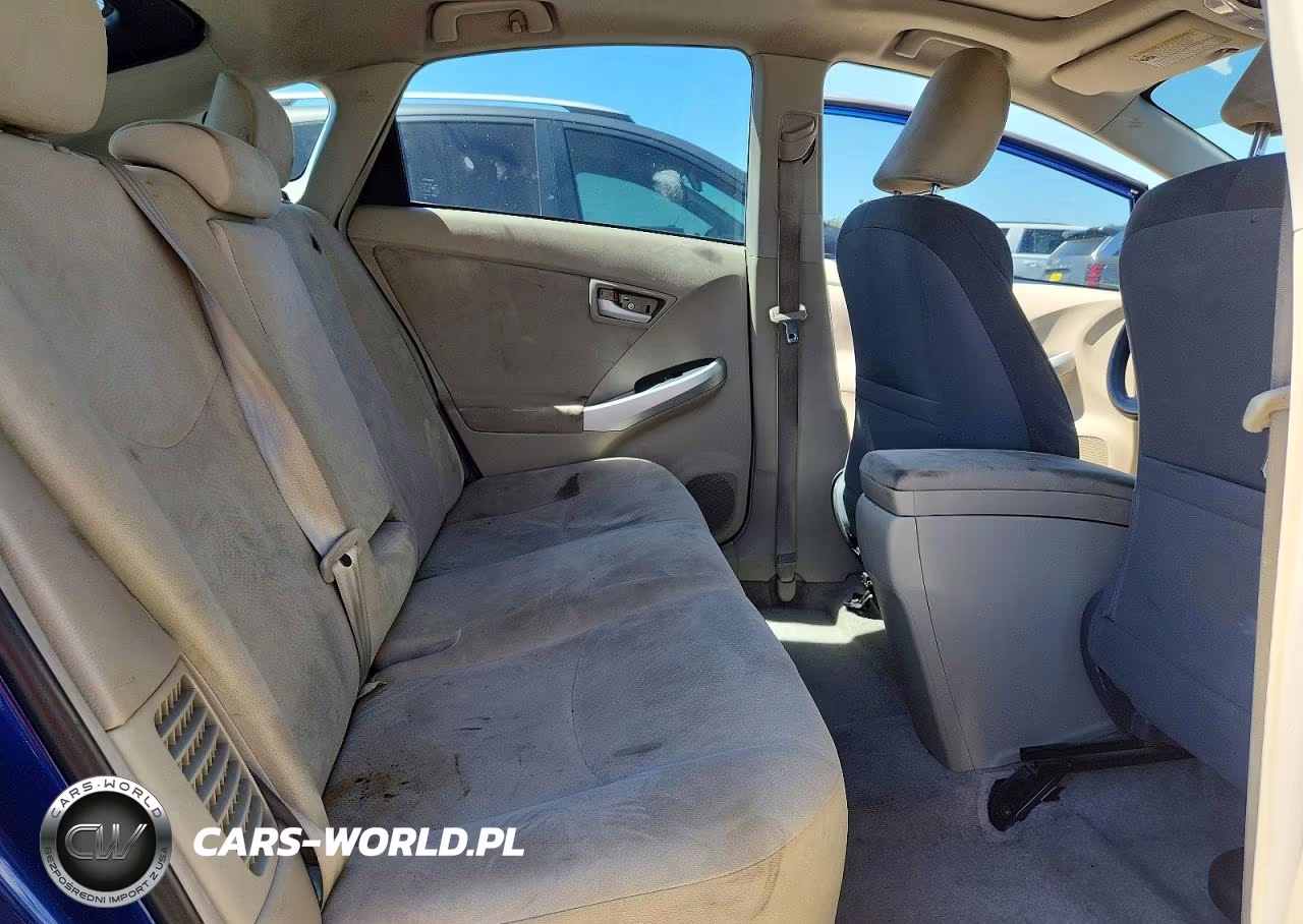 2011 Toyota Prius Three VIN:JTDKN3DU8B0324261 - 10