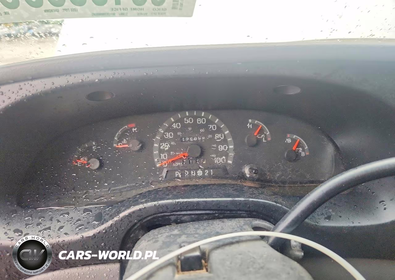 1998 Ford Econoline E150 Van VIN:1FTRE1429WHC18085 - 9