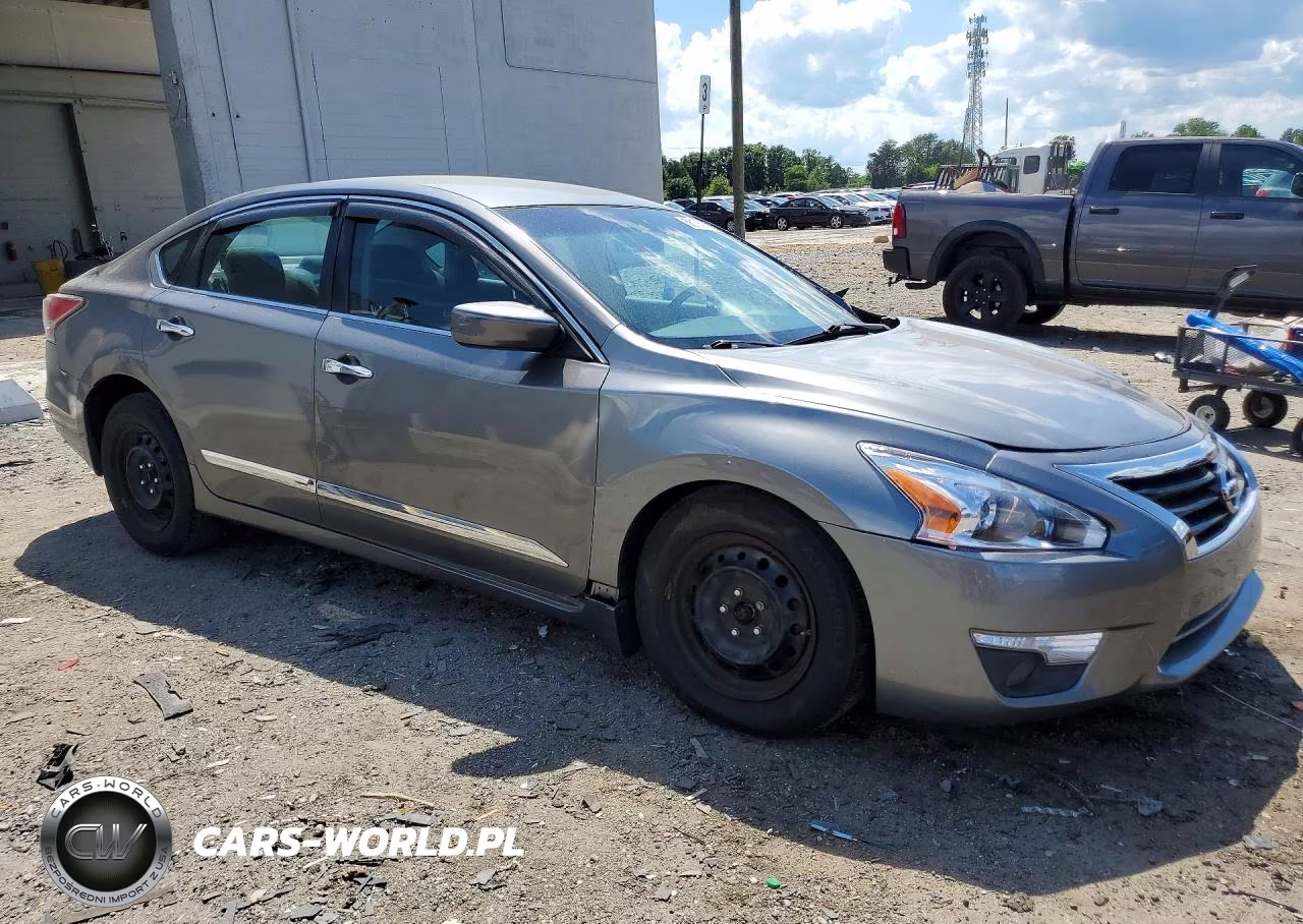 2015 Nissan Altima 2.5 S VIN:1N4AL3AP3FN360518 - 4