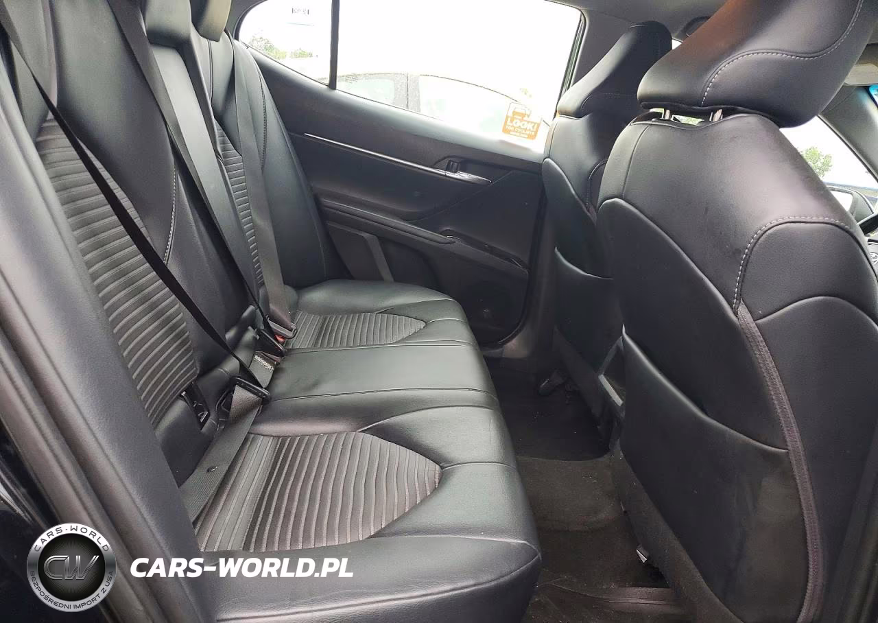 2020 Toyota Camry Se VIN:4T1G11AK4LU944328 - 10