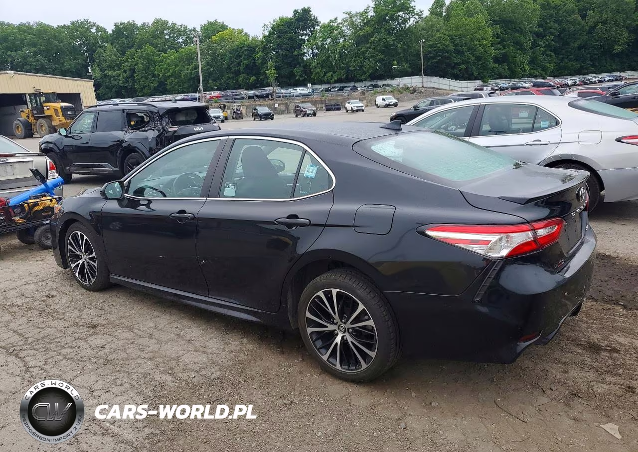 2020 Toyota Camry Se VIN:4T1G11AK4LU944328 - 2