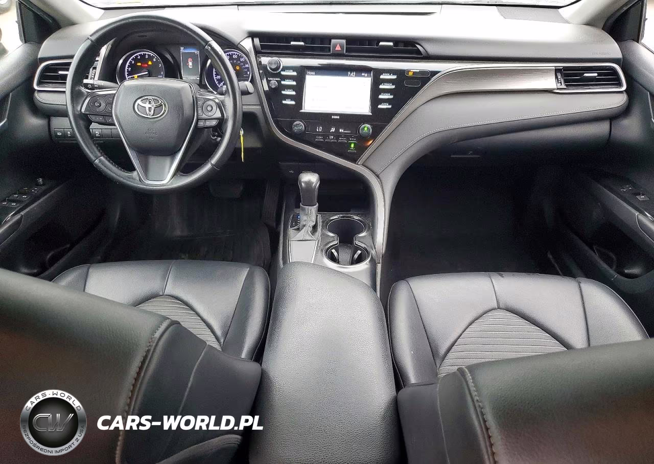 2020 Toyota Camry Se VIN:4T1G11AK4LU944328 - 8