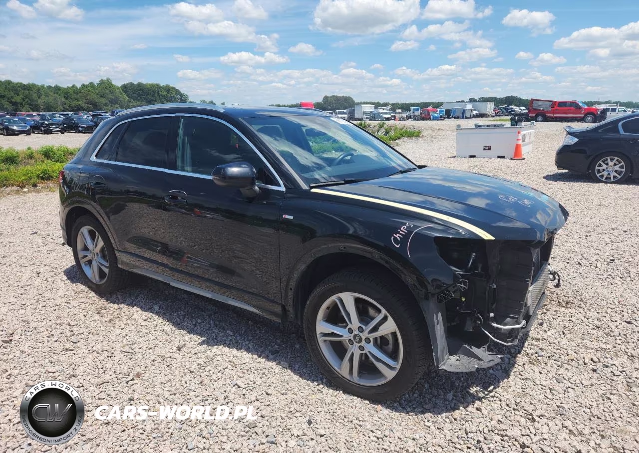 2021 Audi Q3 Premium S Line 45 VIN:WA1DECF30M1055077 - 4