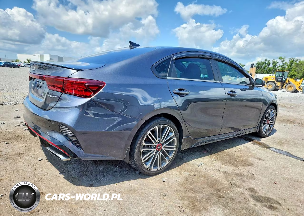2024 Kia Forte Gt VIN:3KPF44AC2RE833964 - 3