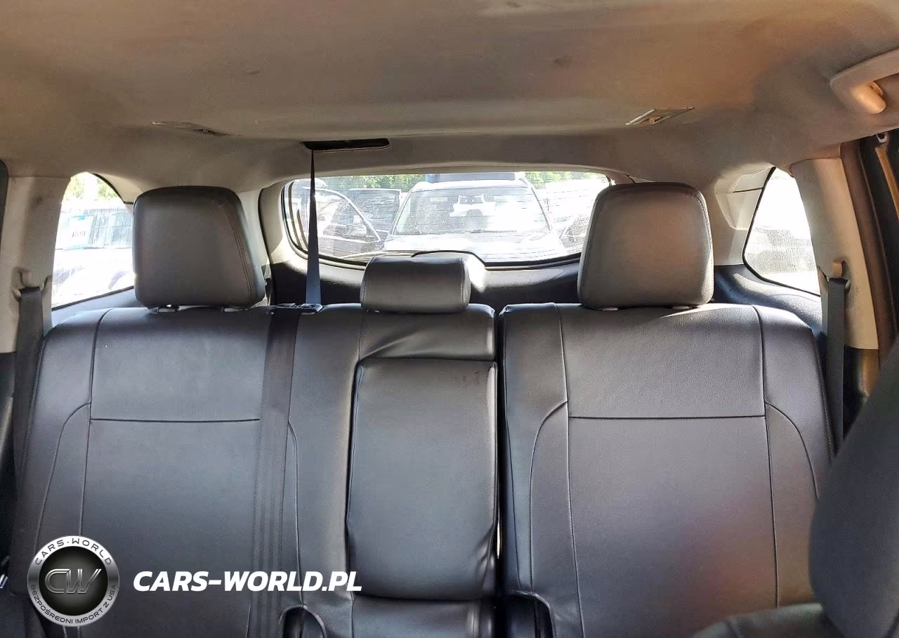 2019 Toyota Highlander Le VIN:5TDBZRFH4KS736312 - 10