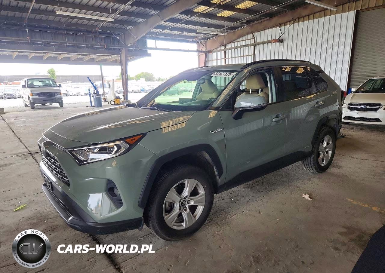 2020 Toyota Rav4 Hybrid Xle – zdjęcie 1 z 14