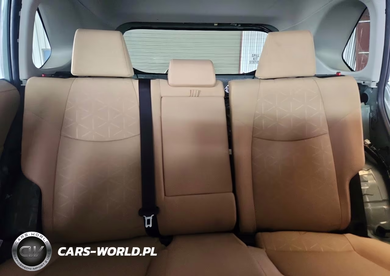 2020 Toyota Rav4 Hybrid Xle VIN:JTMRWRFV7LD544425 - 10