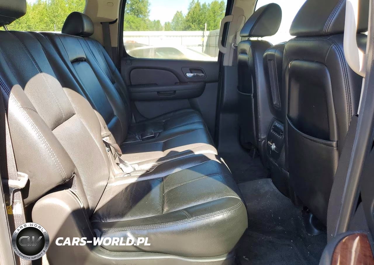 2007 Chevrolet Suburban K1500 VIN:1GNFK16347J217753 - 11