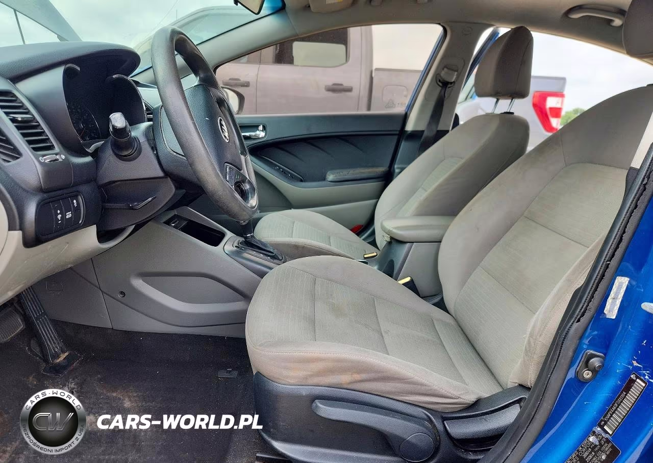 2015 Kia Forte VIN:KNAFX4A63F5321104 - 7