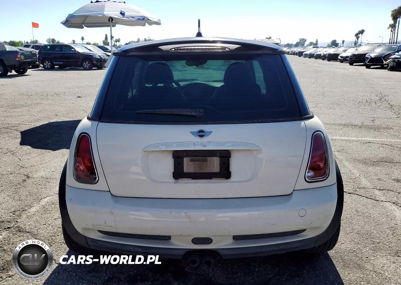 2005 Mini Cooper S VIN:WMWRE33505TG96981 - 6