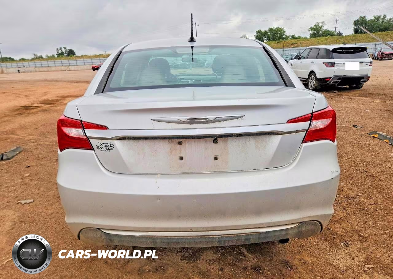 2012 Chrysler 200 Touring VIN:1C3CCBBB5CN101366 - 6