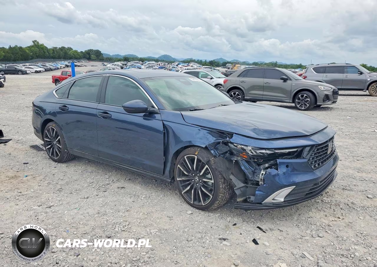2024 Honda Accord Touring Hybrid VIN:1HGCY2F82RA084653 - 4