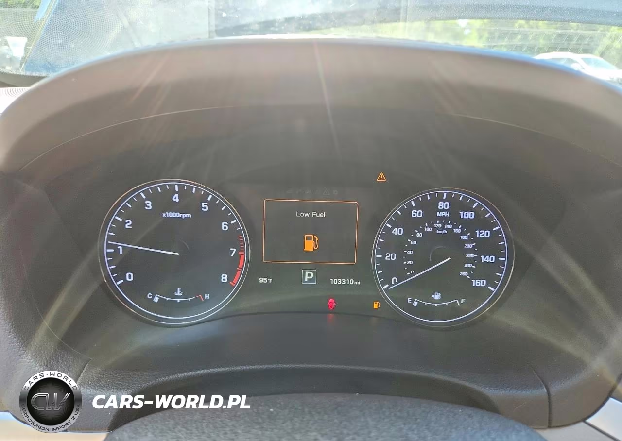 2017 Genesis G80 3.8 VIN:KMHGN4JE7HU172205 - 9
