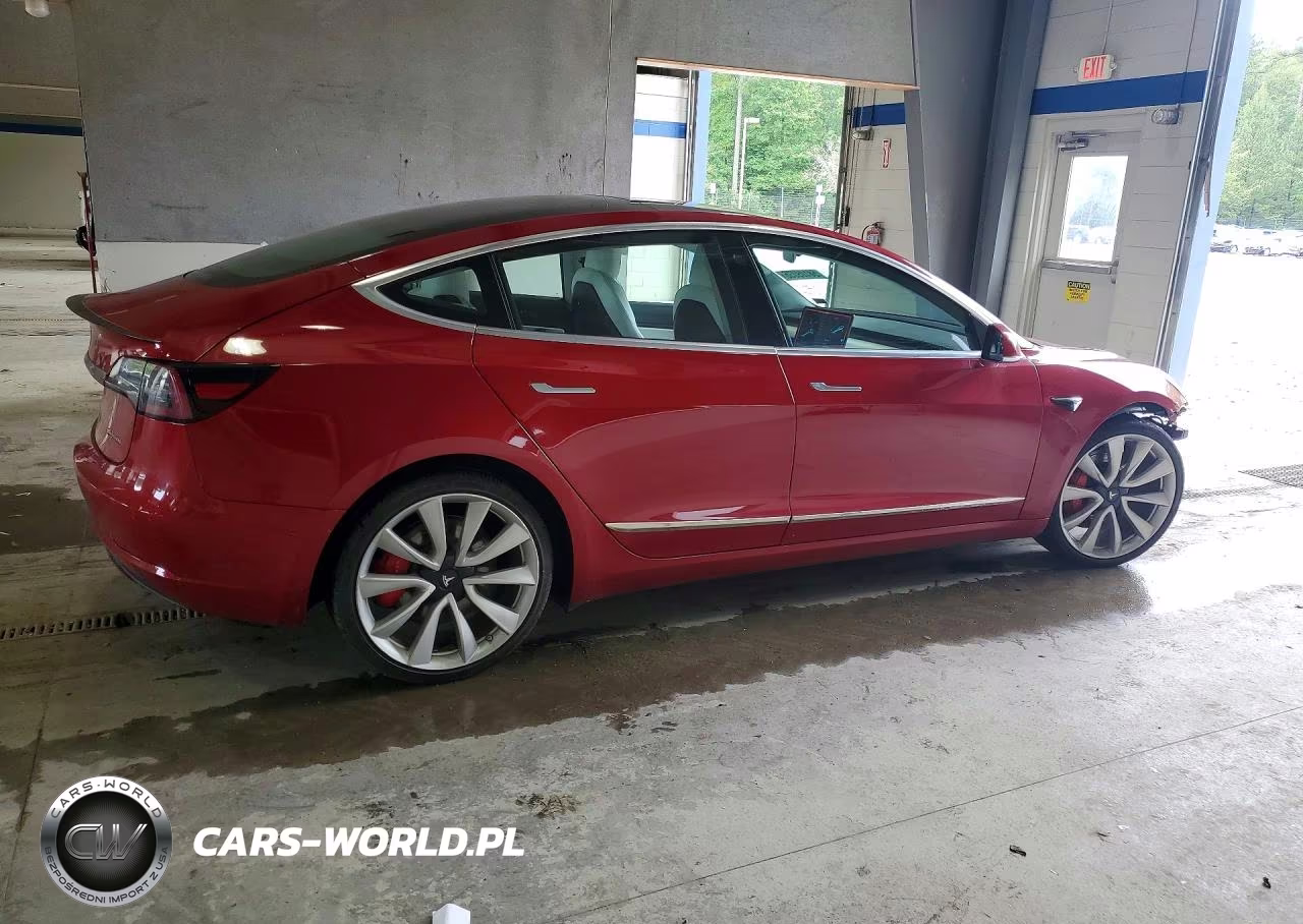 2018 Tesla Model 3 VIN:5YJ3E1EB5JF074760 - 3