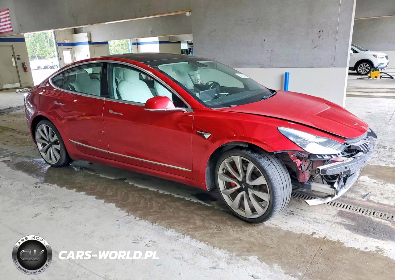 2018 Tesla Model 3 VIN:5YJ3E1EB5JF074760 - 4