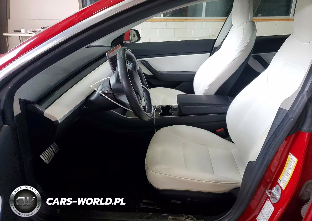 2018 Tesla Model 3 VIN:5YJ3E1EB5JF074760 - 7