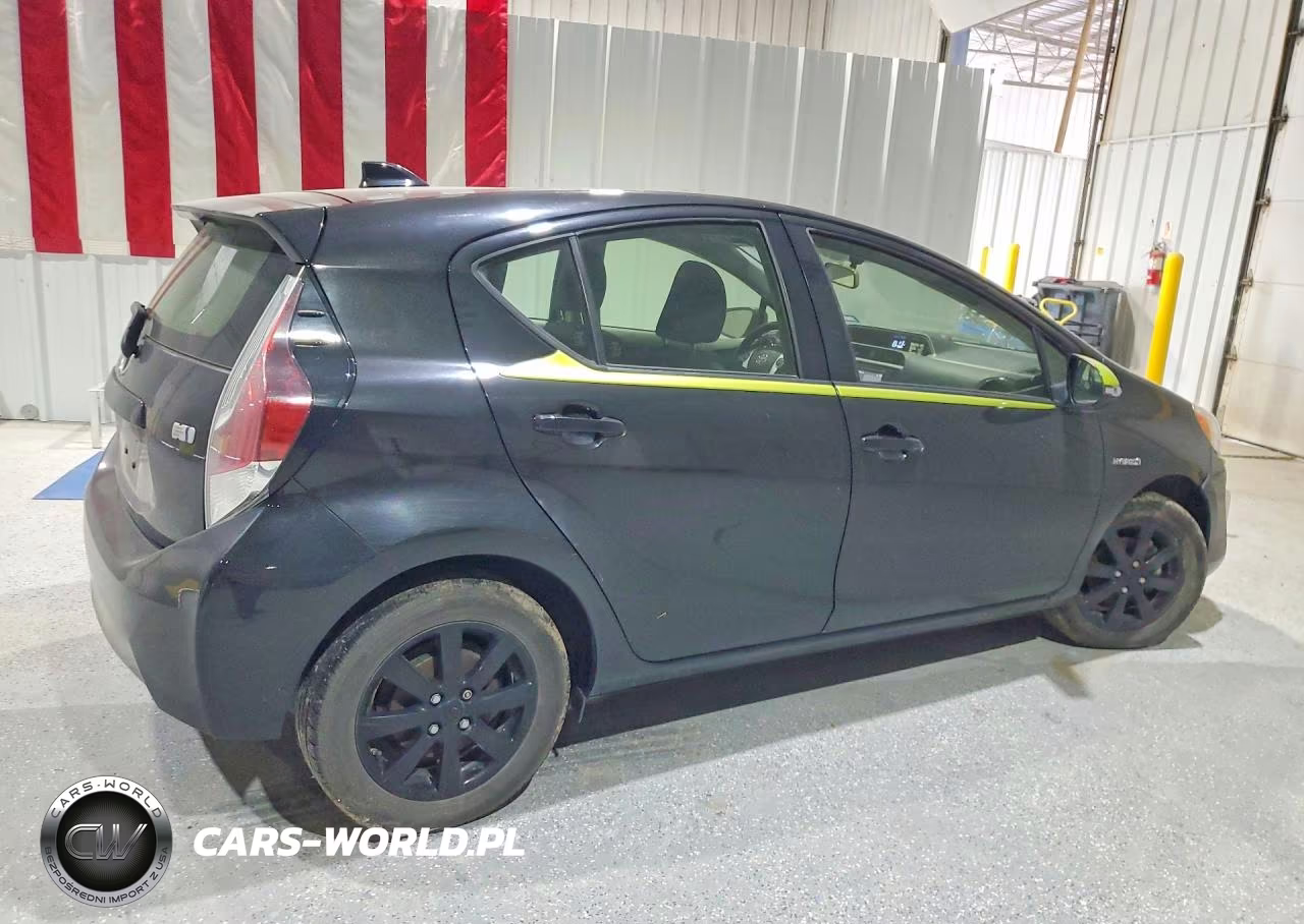 2016 Sterling Prius C Persona Special Edition VIN:JTDKDTB35G1121889 - 3