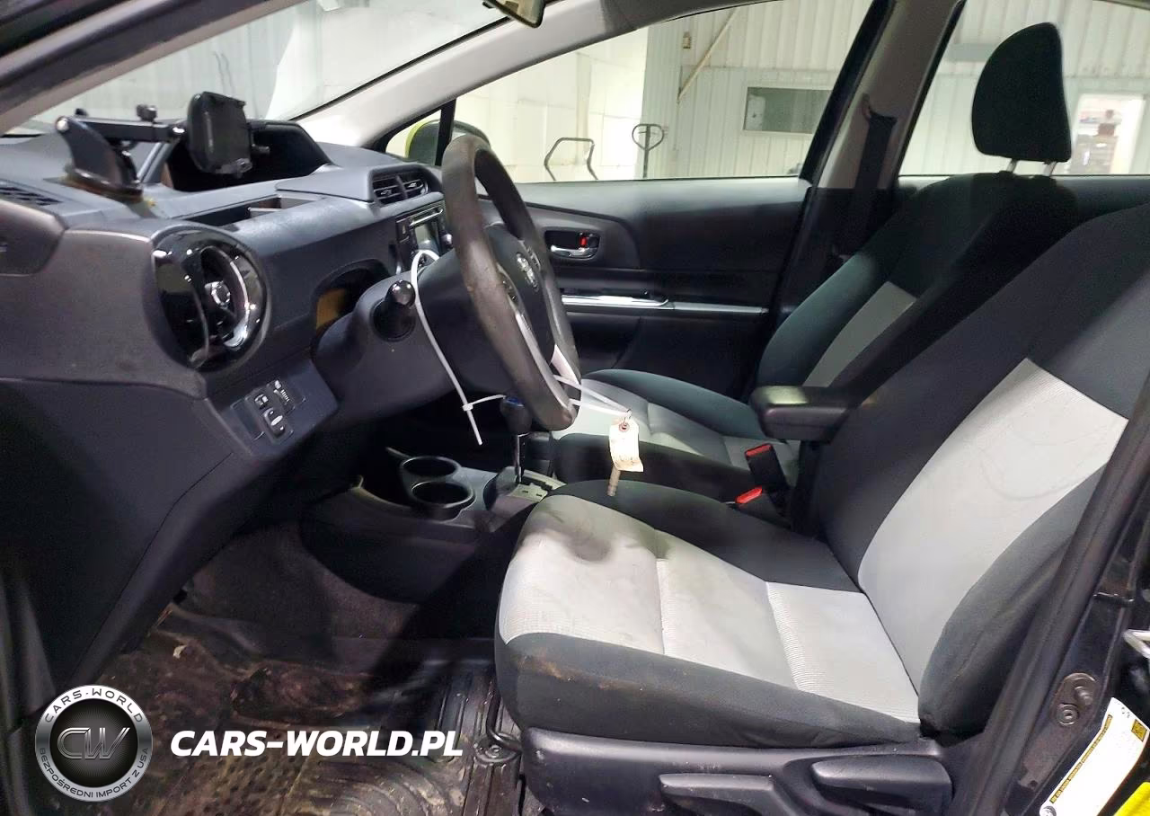 2016 Sterling Prius C Persona Special Edition VIN:JTDKDTB35G1121889 - 7