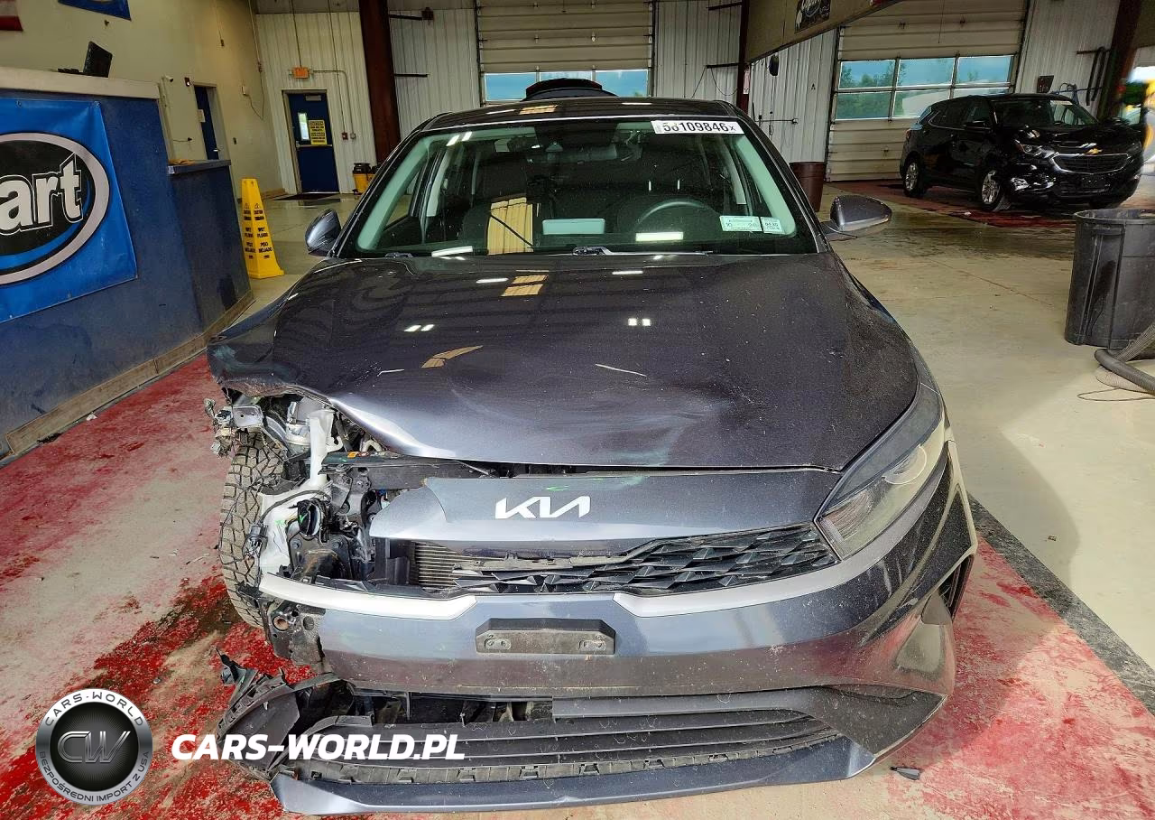 2023 Kia Forte Lxs VIN:3KPF24AD6PE533355 - 5