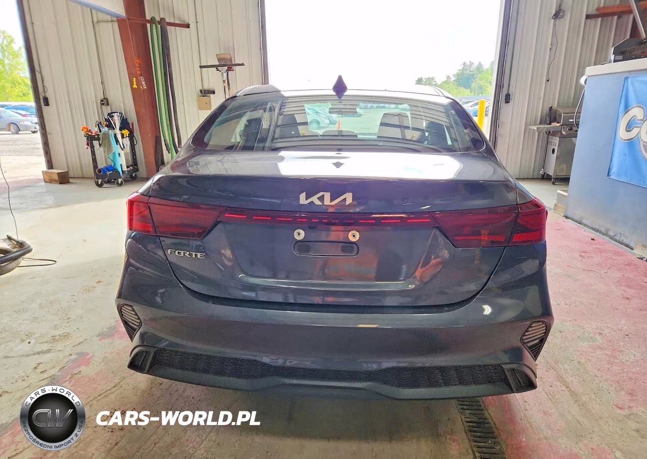 2023 Kia Forte Lxs VIN:3KPF24AD6PE533355 - 6