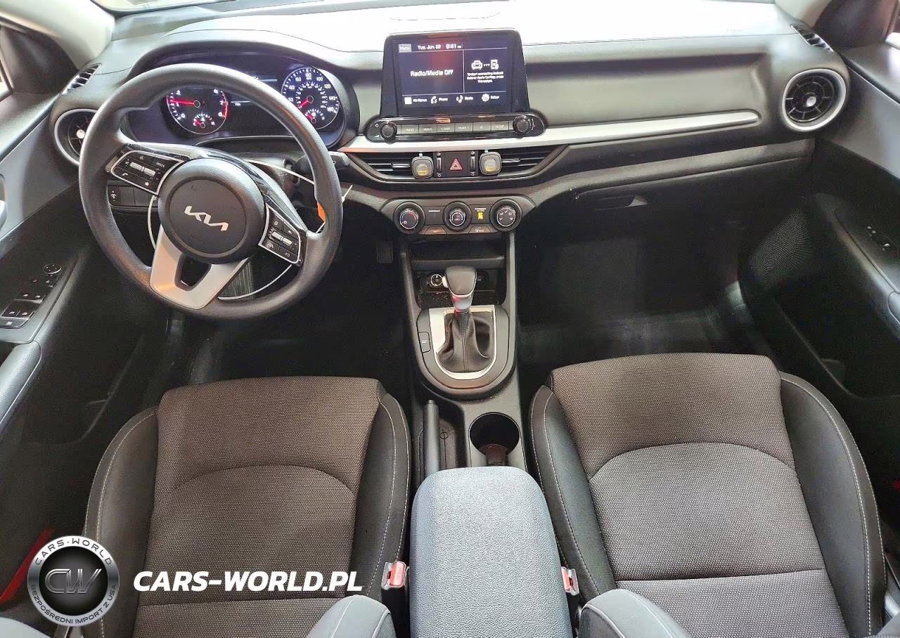 2023 Kia Forte Lxs VIN:3KPF24AD6PE533355 - 8