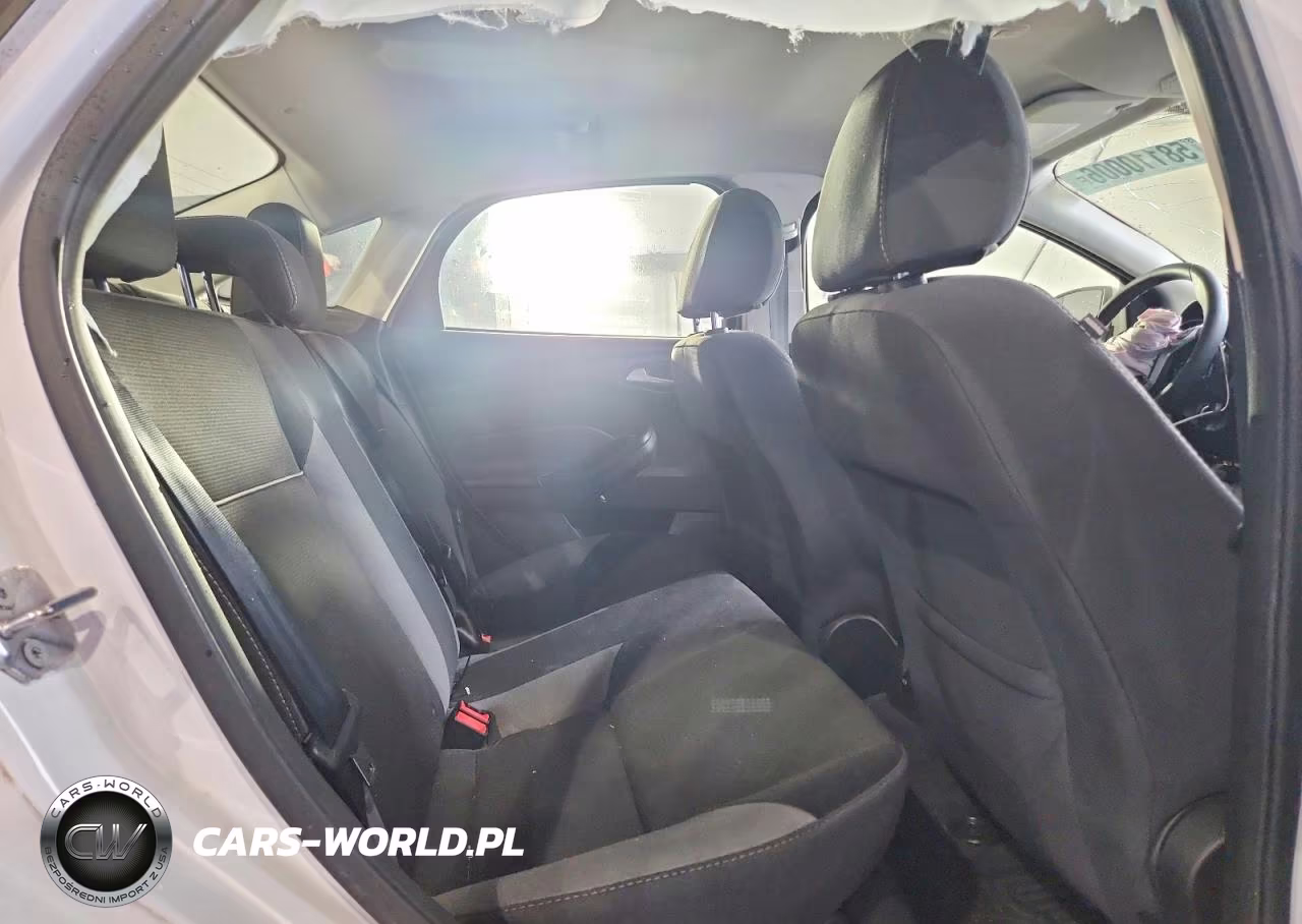 2013 Ford Focus Se VIN:1FADP3F20DL168786 - 10