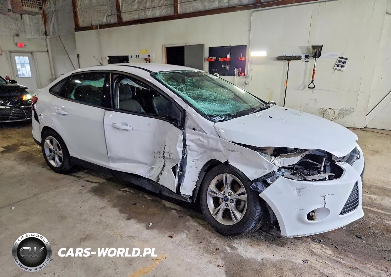 2013 Ford Focus Se VIN:1FADP3F20DL168786 - 4