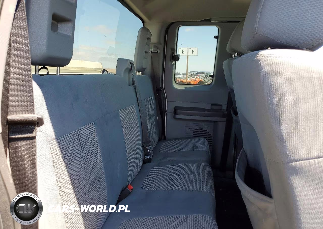 2016 Ford F250 Super Duty VIN:1FT7X2A61GEA38021 - 10