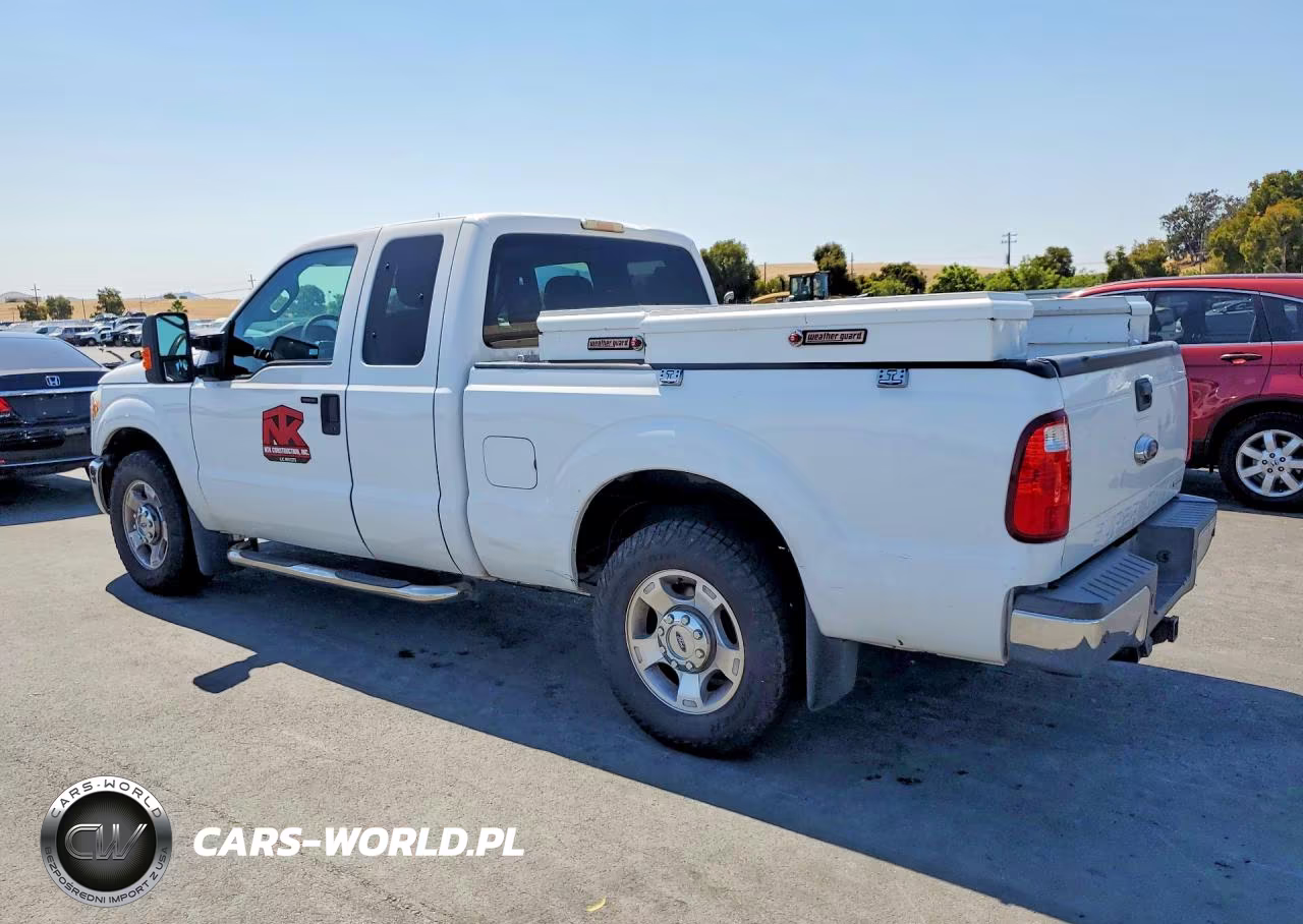 2016 Ford F250 Super Duty VIN:1FT7X2A61GEA38021 - 2