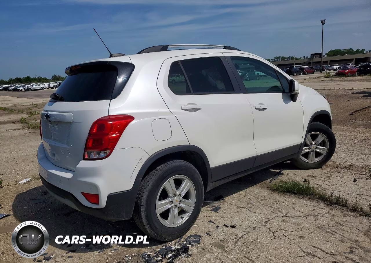 2021 Chevrolet Trax 1Lt VIN:KL7CJLSB6MB327925 - 3
